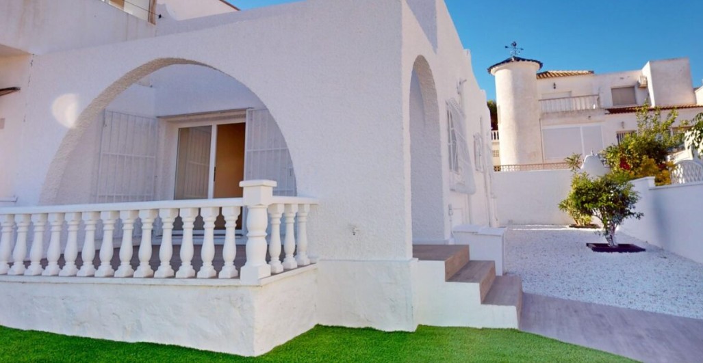 Liebevoll renovierter Bungalow in Blue Lagoon